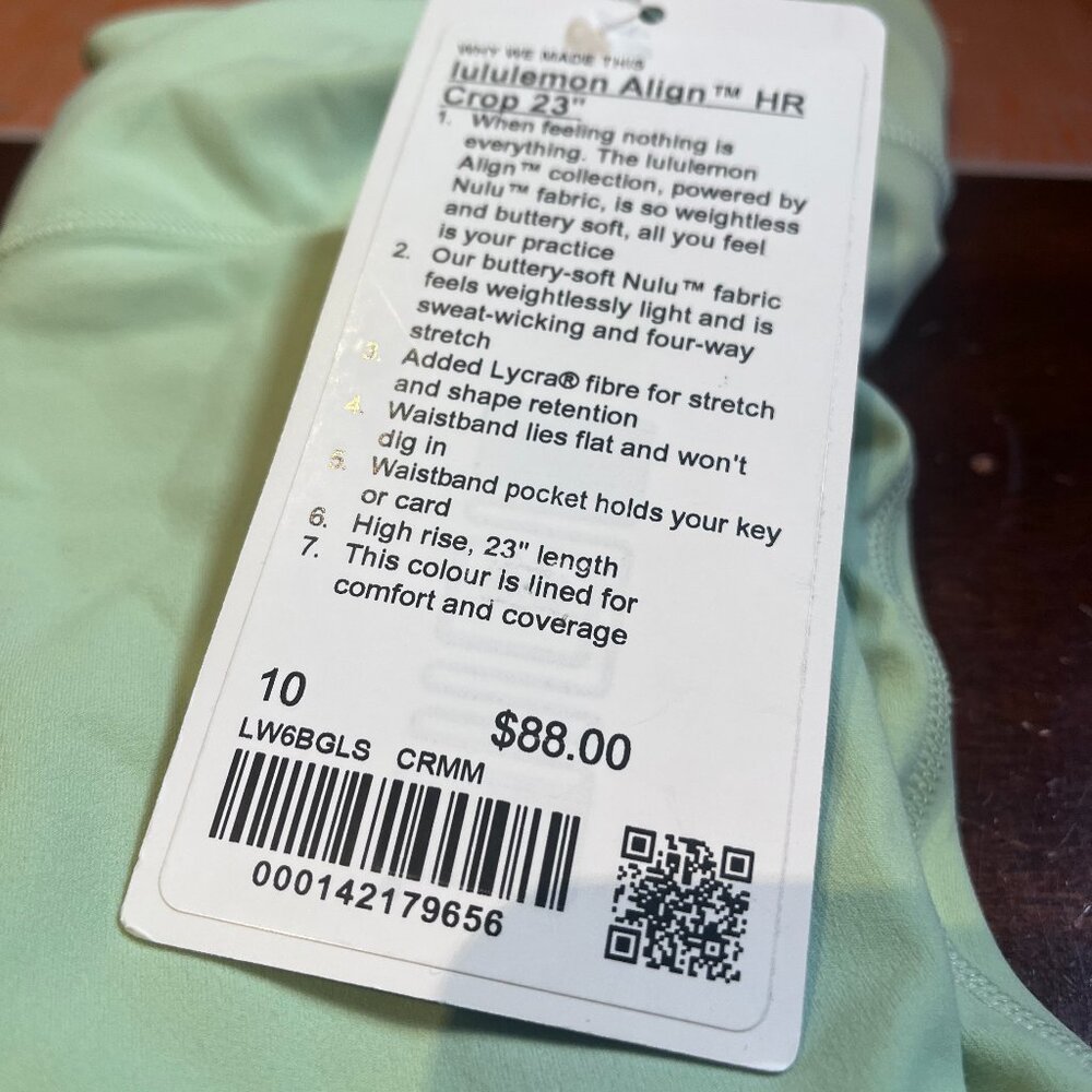 Lululemon LIME Align HR Crop 23" Size 10